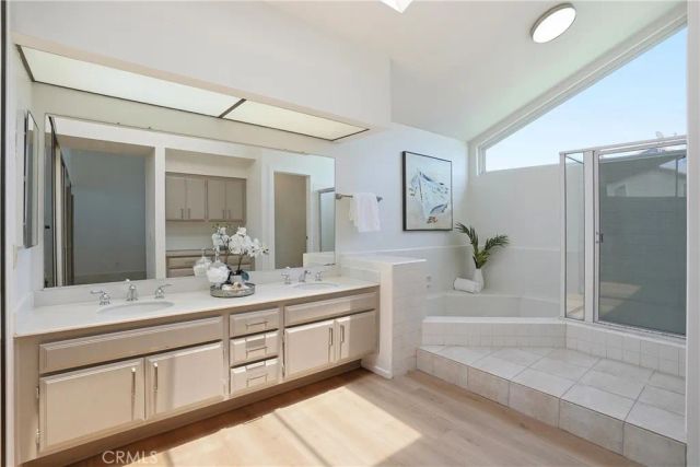 16132 Jenner Street, Westminster, CA 92683