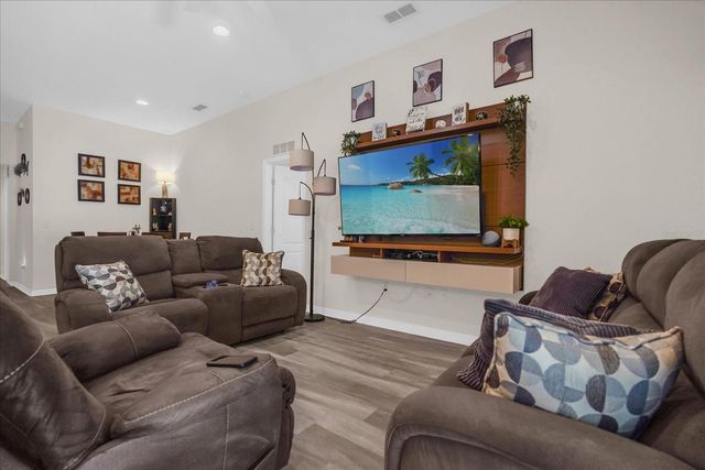 272 ARBUTHNOT STREET, Winter Haven, FL 33881