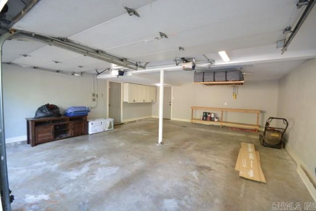 12904 Southridge Drive, Little Rock, AR 72212