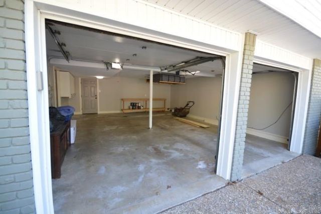 12904 Southridge Drive, Little Rock, AR 72212