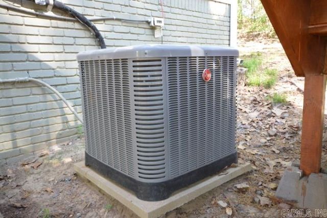 12904 Southridge Drive, Little Rock, AR 72212