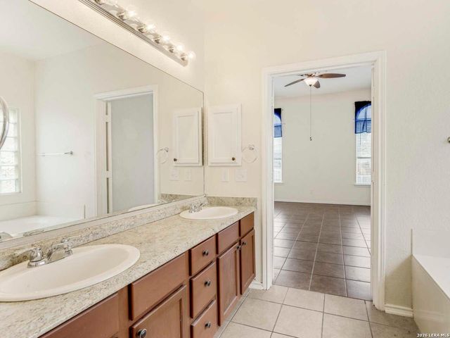 9626 Mediator Run, Converse, TX 78109