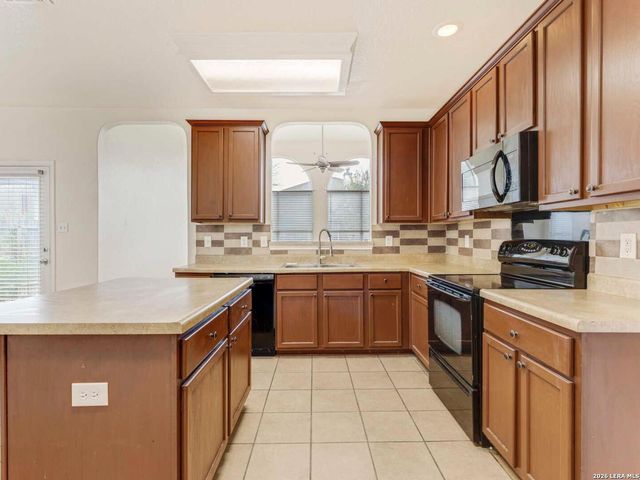 9626 Mediator Run, Converse, TX 78109