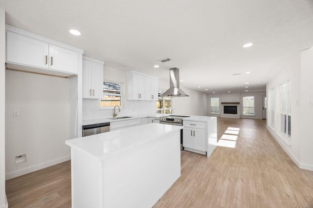 3506 Glenwood Springs Drive, Houston, TX 77345