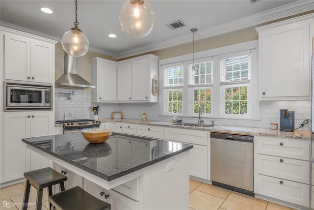 625 Linden Street, Shreveport, LA 71104