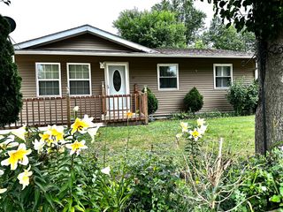 319 Four Winds Way, Carpentersville, IL 60110