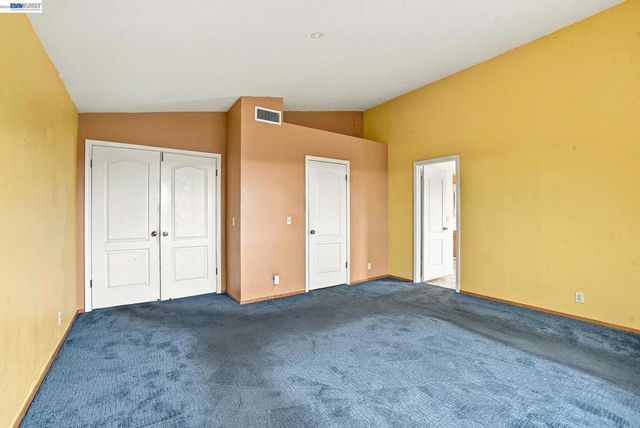 4934 Stoneridge Rd, Oakland, CA 94605