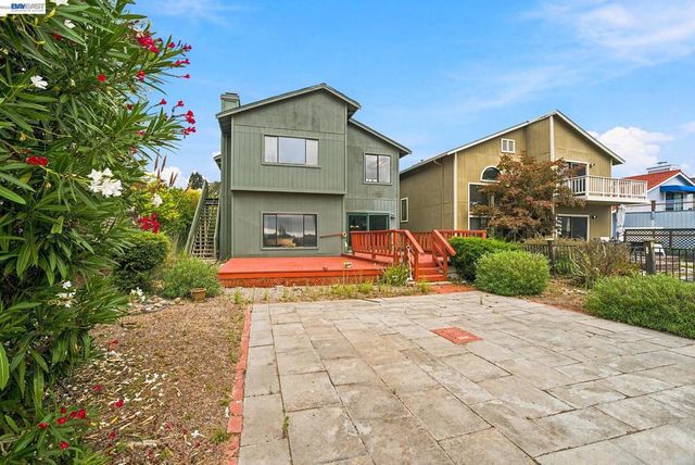 4934 Stoneridge Rd, Oakland, CA 94605