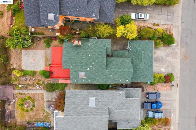 4934 Stoneridge Rd, Oakland, CA 94605