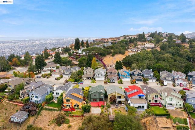 4934 Stoneridge Rd, Oakland, CA 94605