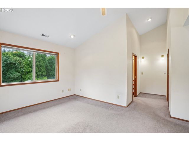 28450 Se K W ANDERSON Rd, Gresham, OR 97080