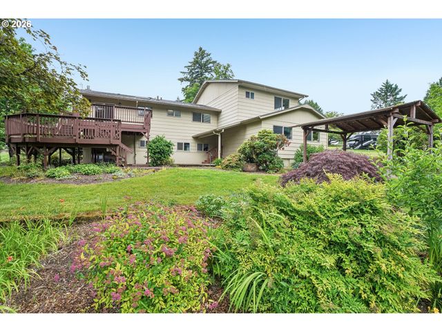 28450 Se K W ANDERSON Rd, Gresham, OR 97080