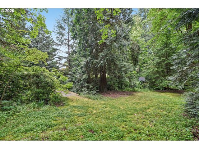 28450 Se K W ANDERSON Rd, Gresham, OR 97080