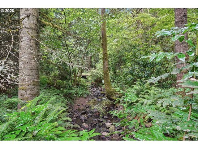 28450 Se K W ANDERSON Rd, Gresham, OR 97080