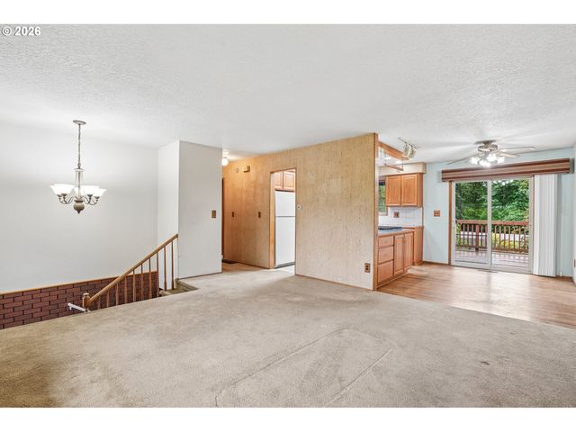 28450 Se K W ANDERSON Rd, Gresham, OR 97080
