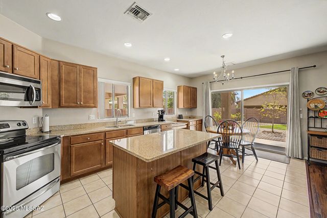 9112 S Whispering Pine Drive, Tucson, AZ 85756