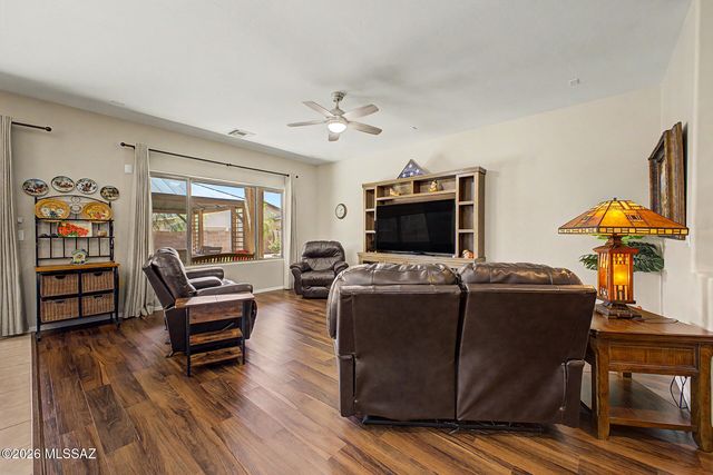 9112 S Whispering Pine Drive, Tucson, AZ 85756