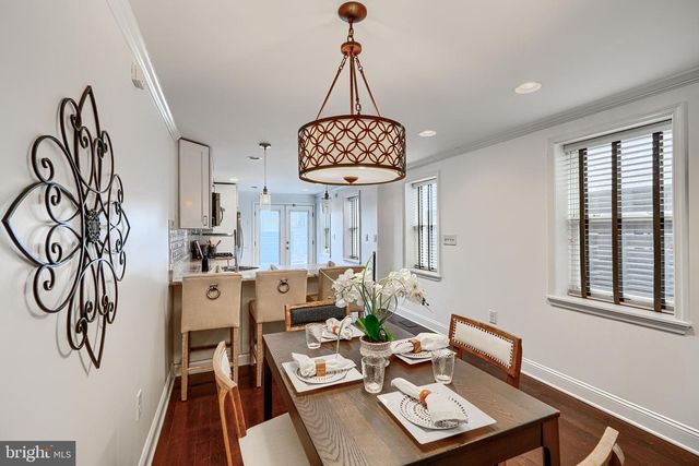 228 S WASHINGTON ST, Baltimore, MD 21231