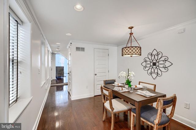 228 S WASHINGTON ST, Baltimore, MD 21231