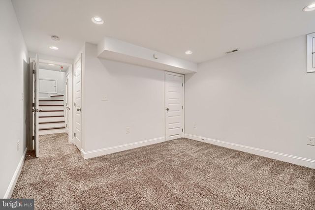 228 S WASHINGTON ST, Baltimore, MD 21231