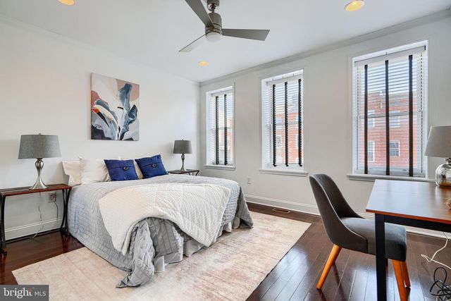 228 S WASHINGTON ST, Baltimore, MD 21231