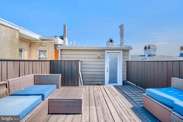 228 S WASHINGTON ST, Baltimore, MD 21231