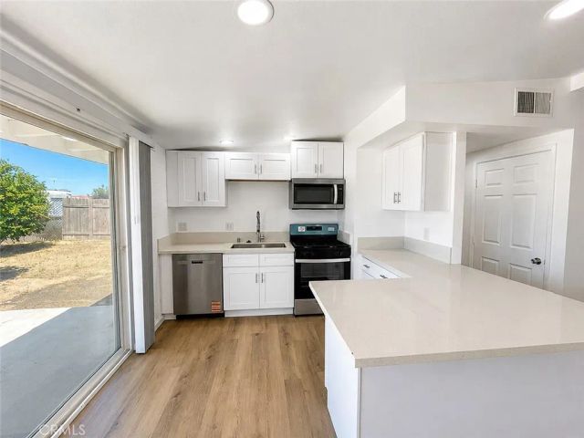 43253 6th East, Lancaster, CA 93535