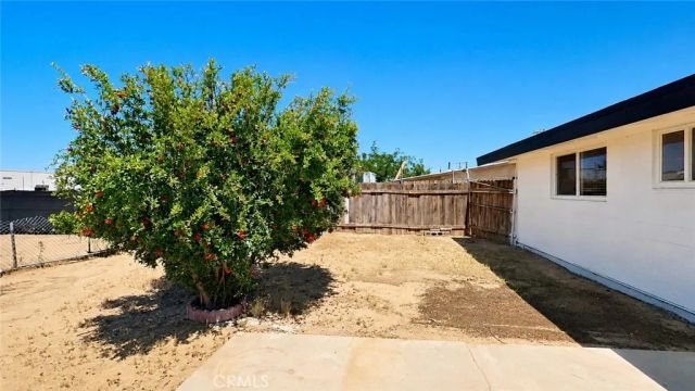 43253 6th East, Lancaster, CA 93535