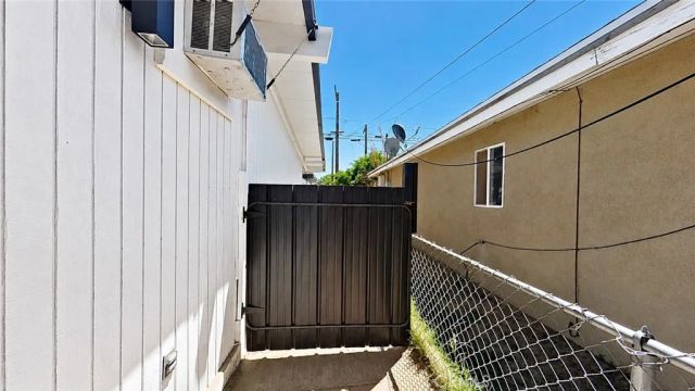 43253 6th East, Lancaster, CA 93535