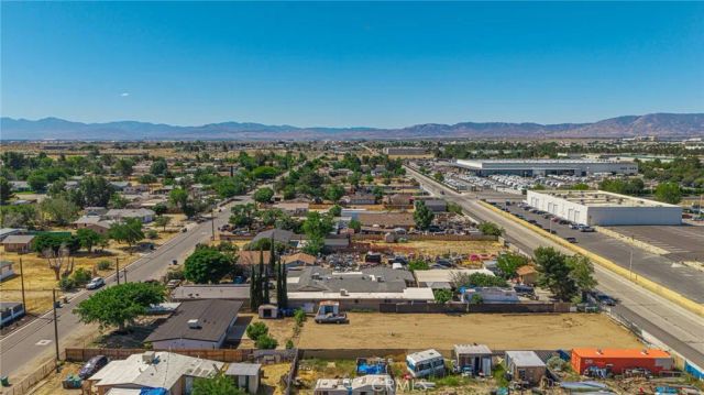 43253 6th East, Lancaster, CA 93535