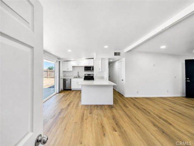 43253 6th East, Lancaster, CA 93535