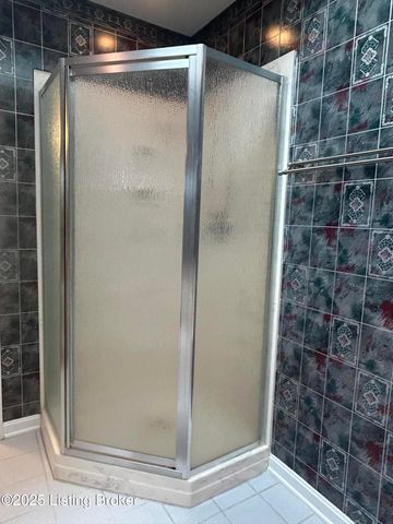 2215 Talbott Ave, Louisville, KY 40205