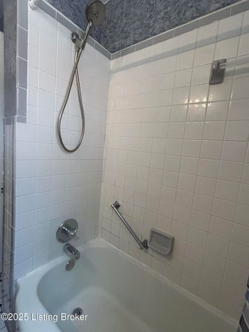 2215 Talbott Ave, Louisville, KY 40205