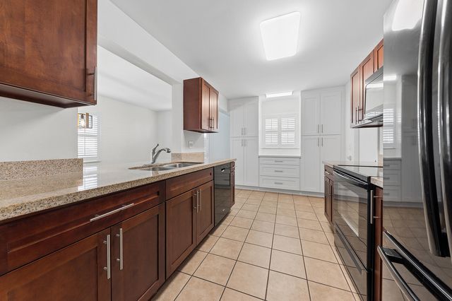 2084 SW 13th Terrace, Boynton Beach, FL 33426