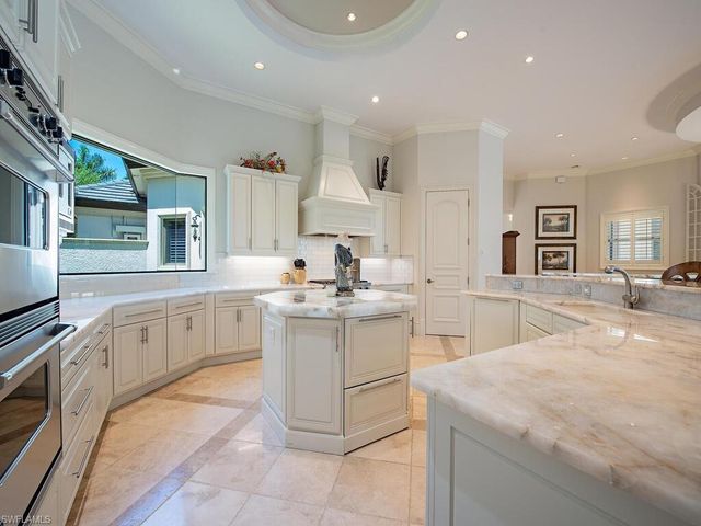 29115 Teramo WAY, Naples, FL 34110