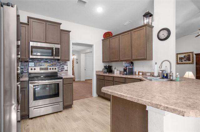 2180 W KENMORE DRIVE, Citrus Springs, FL 34434