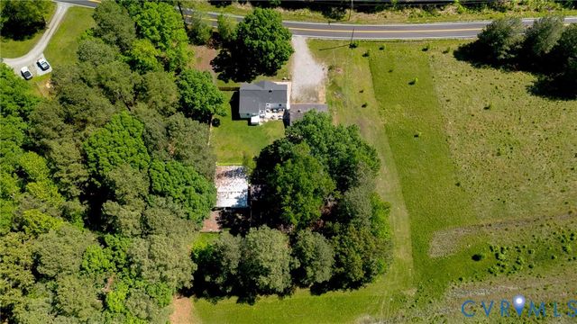 10439 Ashcake Rd, Hanover, VA 23005