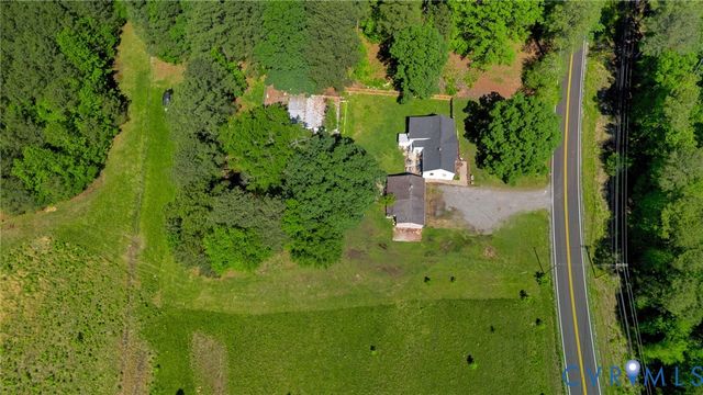 10439 Ashcake Rd, Hanover, VA 23005