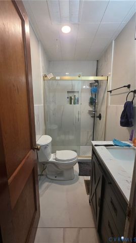 10439 Ashcake Rd, Hanover, VA 23005