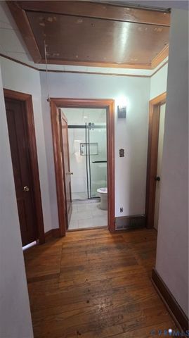 10439 Ashcake Rd, Hanover, VA 23005