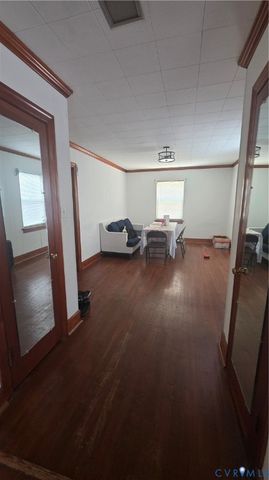 10439 Ashcake Rd, Hanover, VA 23005