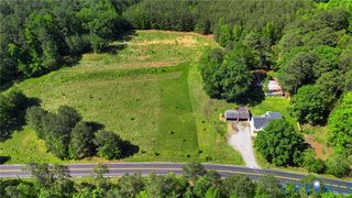 10439 Ashcake Rd, Hanover, VA 23005
