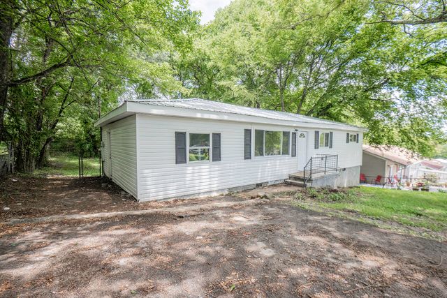 23 Fine Street, Rossville, GA 30741