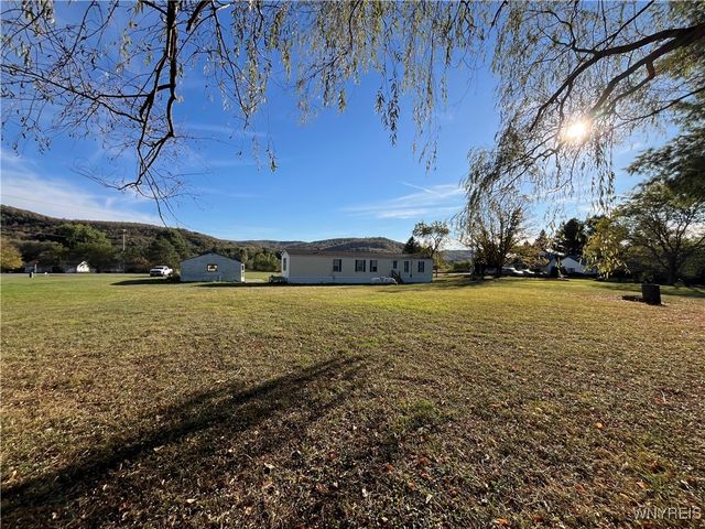 5746 Humphrey Road, Great Valley, NY 14741