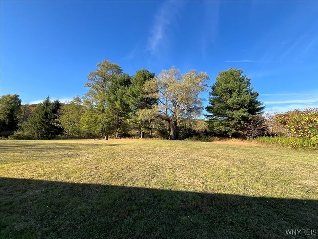 5746 Humphrey Road, Great Valley, NY 14741