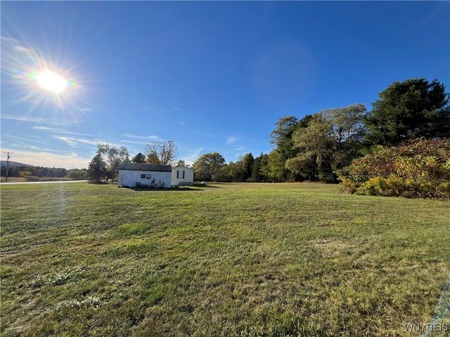5746 Humphrey Road, Great Valley, NY 14741
