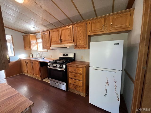 5746 Humphrey Road, Great Valley, NY 14741