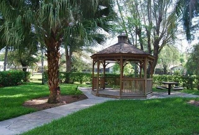 11205 W Atlantic Blvd 203, Coral Springs, FL 33071