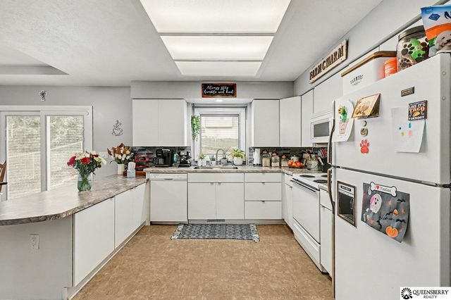 20210 Hopper Street, Elkhorn, NE 68022