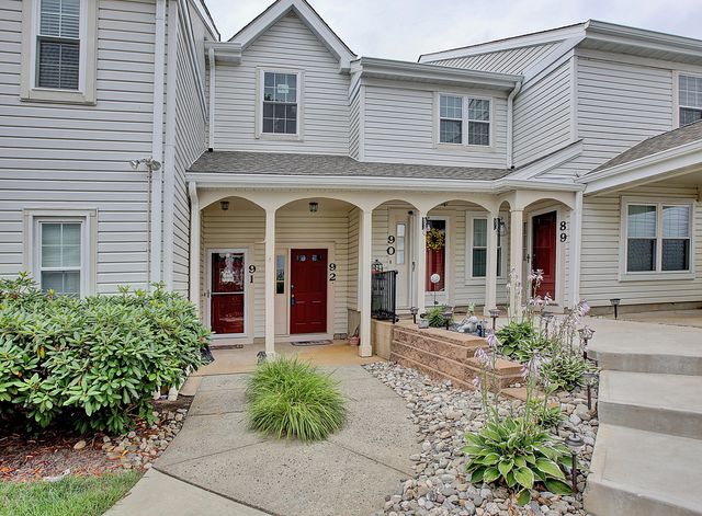 92 Tulip Lane, Freehold, NJ 07728